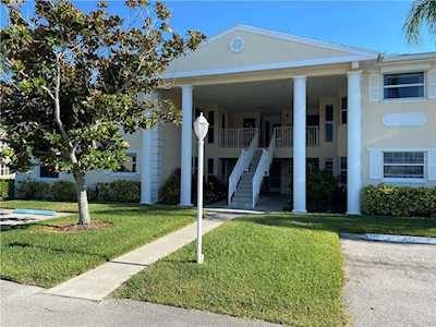 540 Grove Isle Circle Vero Beach, FL 32962