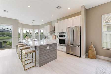 2911 SW 187th Ter Miramar, FL 33029