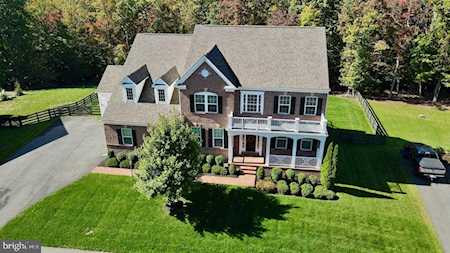 41601 Wakehurst Place Leesburg, VA 20176