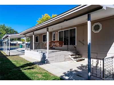 1236 Lilac Dr Lochbuie, CO 80603