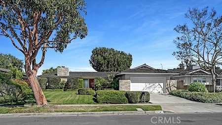 1712 Tradewinds Ln Newport Beach, CA 92660