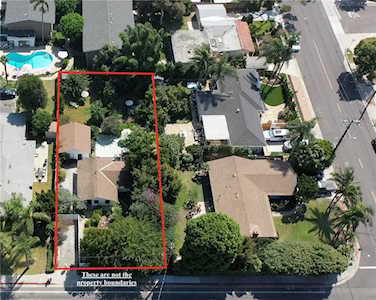 2308 Santa Ana Ave Costa Mesa, CA 92627