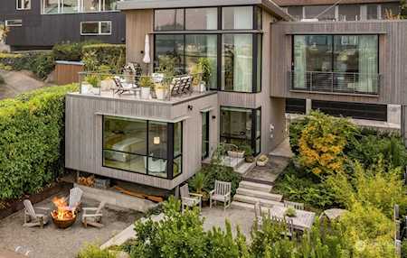 2814 Boyer Ave E Seattle, WA 98102