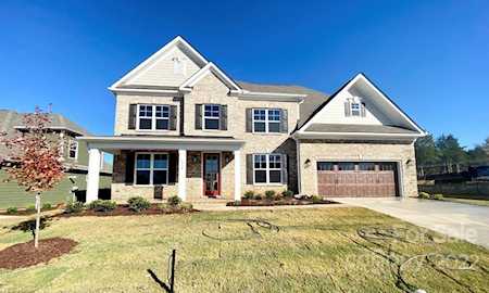 4038 Sagemont Dr Concord, NC 28027