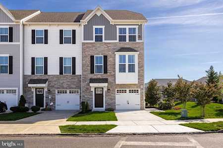 1 Hamilton Ct Pennsauken, NJ 08110