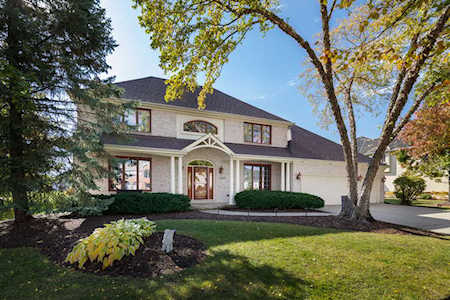 3168 Treesdale Ct Naperville, IL 60564