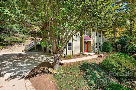 5 Parkview Dr Asheville, NC 28805