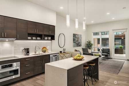 11903 NE 128th St #116 Kirkland, WA 98034