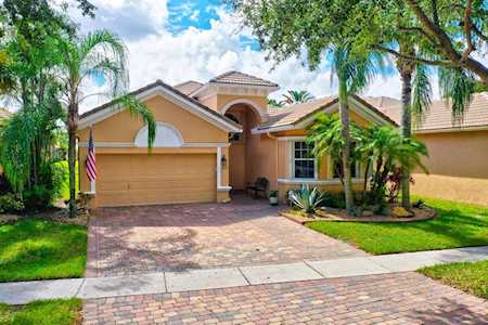 7030 Vesuvio Place Boynton Beach, FL 33437