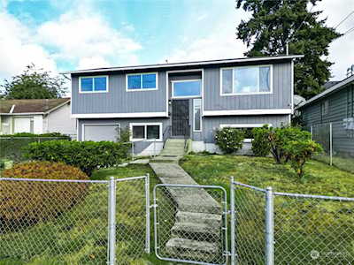 4230 S Kenyon St Seattle, WA 98118