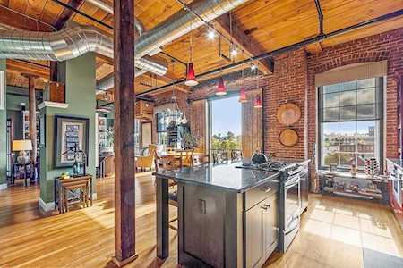 491 Dutton #517 Lowell, MA 01854