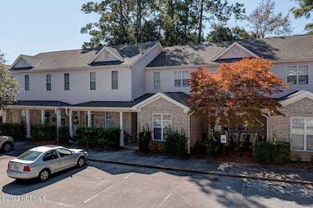 5604 Moss Vine Place Wilmington, NC 28403