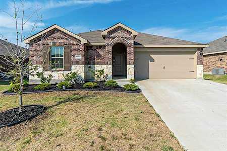 3002 Saddleback Way Forney, TX 75126