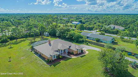 2075 Mccain Lane Malabar, FL 32950