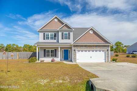 404 Inverness Drive Hubert, NC 28539