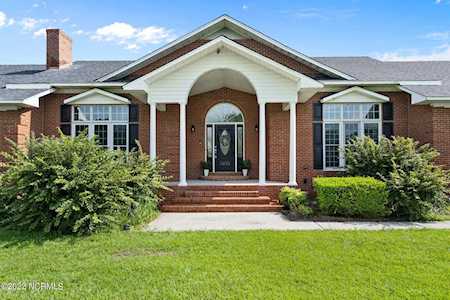 1611 Rockhill Road Castle Hayne, NC 28429