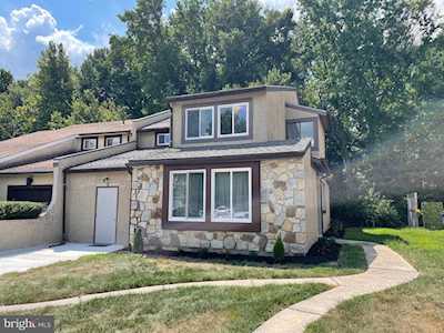 9 Peregrine Dr Voorhees, NJ 08043