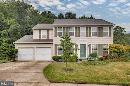 204 Stallion Ct Marlton, NJ 08053