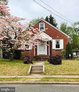 33 Lejune Rd Cinnaminson, NJ 08077