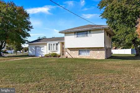 660 Santa Fe Dr Mantua, NJ 08051