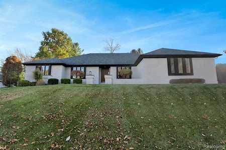 61937 Surrey Washington, MI 48094