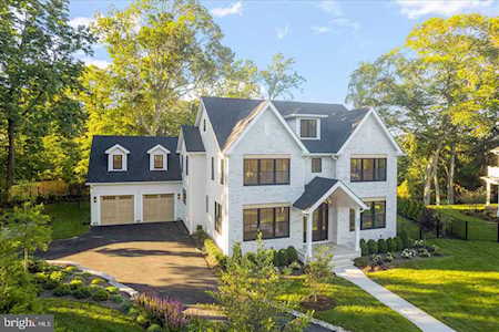 573 Jobel Dr Haddonfield, NJ 08033
