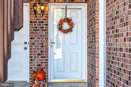 103 Claire Ct Blackwood, NJ 08012