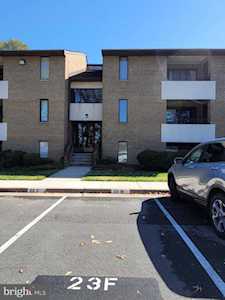 523 Florida Ave #104 Herndon, VA 20170