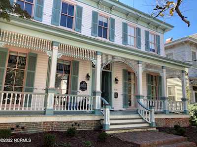 116 Nun Street Wilmington, NC 28401