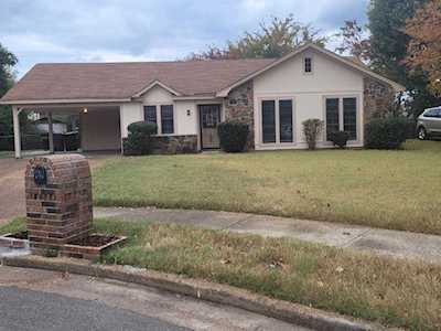 6788 Kirby Arms Dr Memphis, TN 38115