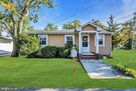 609 Forepeak Ave Beachwood, NJ 08722