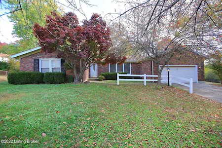 6803 Beau Ct Louisville, KY 40214