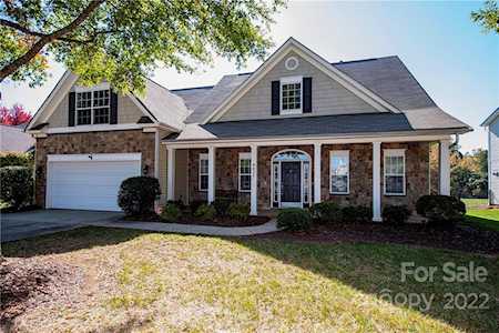 9827 Glenburn Ln Charlotte, NC 28278
