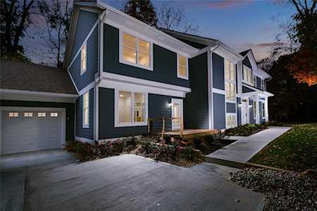 5876 Carrollton Indianapolis, IN 46220