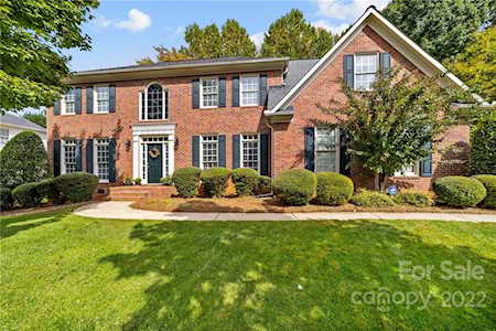 9911 Bayart Way Huntersville, NC 28078