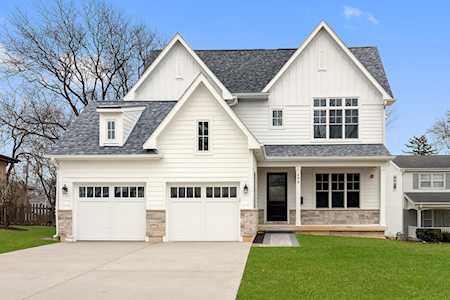 259 Grandview Ave Glen Ellyn, IL 60137