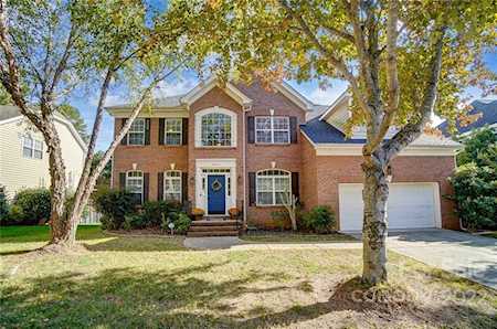 4361 Sunset Rose Dr Fort Mill, SC 29708