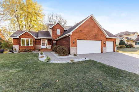 9372 Lanewood Lane N Maple Grove, MN 55369