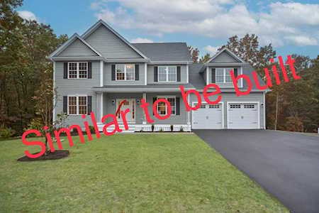 38 Baron Dr Easton, MA 02356
