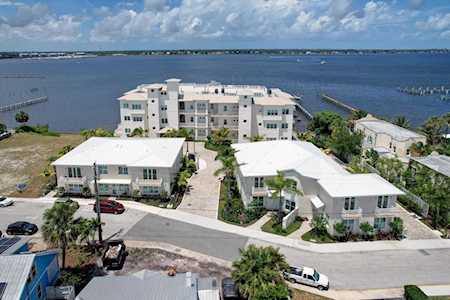 53 SE Seminole Street #1a Stuart, FL 34994