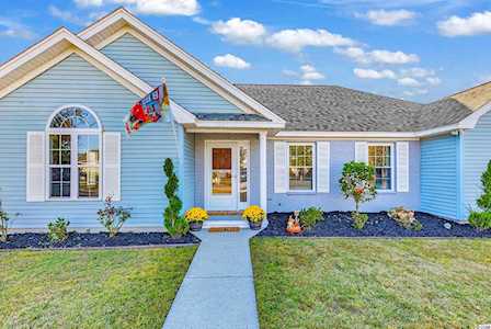 3907 Stillwood Dr. Myrtle Beach, SC 29588