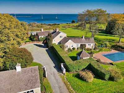 4 Guernsey Way Dartmouth, MA 02748