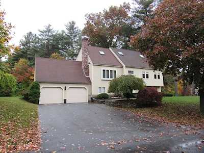 16 Greany Dr Grafton, MA 01536