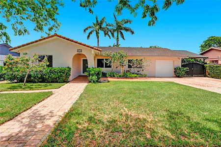 6544 SW 148th Pl Miami, FL 33193