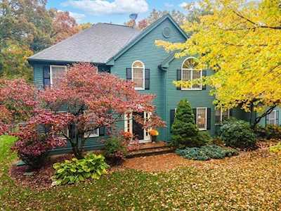 18 Shepherd Street Foxboro, MA 02035