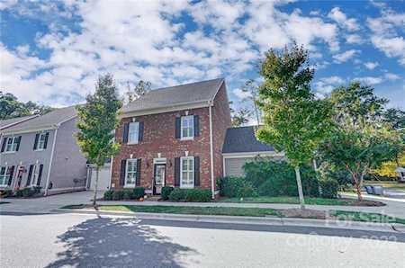 592 Summerfield Place Belmont, NC 28012