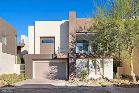 2680 Mystere Ct Las Vegas, NV 89117