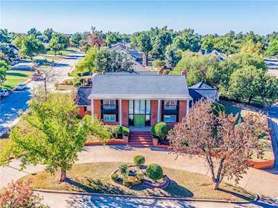 2949 Quail Creek Rd Oklahoma City, OK 73120