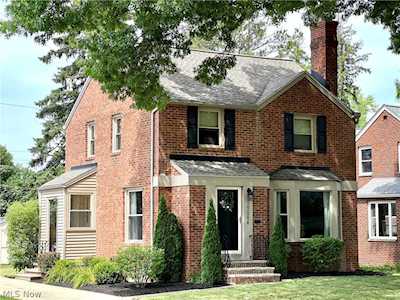 19984 Westover Ave Rocky River, OH 44116