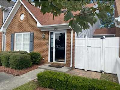 3736 Whitechapel Arch Chesapeake, VA 23321